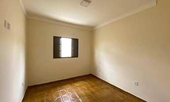 Imagem 6: Térrea para aluguel tem 170 metros quadrados com 4 quartos em Centro - Monte Carmelo - MG