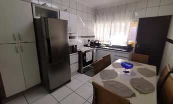 Imagem 2: Casa em condomínio fechado, de aproximadamente 125m²03 quartos, sendo 01 suíte com armário