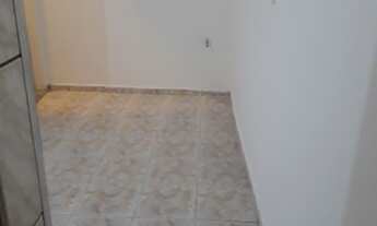 Imagem 4: LOJA, COM 02 BANHEIROS E COPA