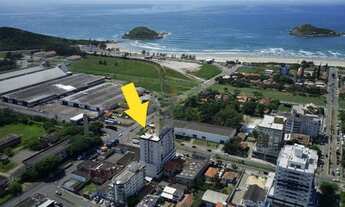 Imagem 4: Apartamento à venda de 2 dormitórios 1 suíte com sacada perto d praia da vila ótima locali