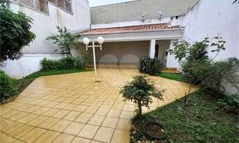 Imagem 5: Casa com 4 quartos e 7 banheiros para alugar