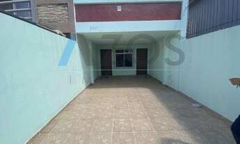 Imagem 2: Sobrado para venda tem 170 metros quadrados com 3 quartos em Guaíra - Curitiba - PR