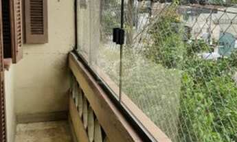 Imagem: Apto 03 com sacada em petrópolis