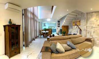 Imagem 3: CASA A VENDA COM LOCALIZAÇÃO PRIVILEGIADA