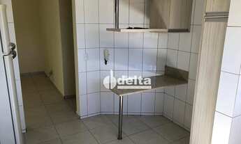 Imagem 4: Apartamento com 2 dormitórios à venda, 61 m² por R$ 250.000 - Santa Mônica - Uberlândia/MG