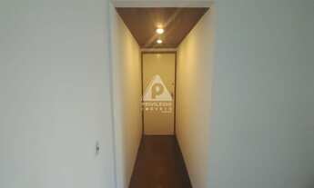 Imagem 5: 1 QUARTOS COM 1 SUITE , DEPENDENCIAS REVERTIDA PARA 2° QUARTOS MAIS VAGA DE GARAGEM E VARA