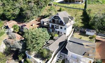 Imagem 3: Casa com 7 dormitórios à venda, 400 m² por R$ 980.000 - Vila Nova Suiça - Campos do Jordão