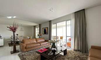 Imagem: 4 dormitórios com 3 vagas no condomínio