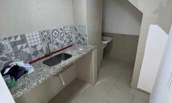 Imagem 4: Pelegrine Aluga Sobre Loja 120 m², 2 banheiros, copa, área de serviço, Glória