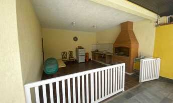 Imagem 6: MARAVILHOSO SOBRADO SOLEMAR 3 DORM 1 SUÍTE + EDÍCULA SENDO SUÍTE HÁ 190 M DA PRAIA