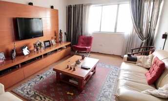 Imagem: 133m, 3 dormitórios, 1 suíte, próximo