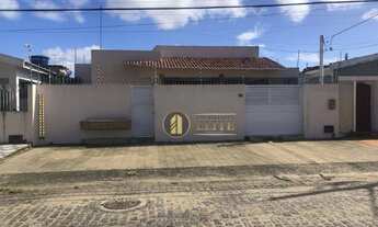 Imagem: Casa com 4 quartos sendo 4 suítes à venda