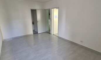 Imagem 2: Kitnet de 27 metros quadrados com 1 quarto em Guilhermina - Praia Grande - SP