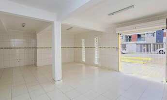 Imagem 6: Sobrado para Venda em Curitiba, Tingui, 3 dormitórios, 1 banheiro, 5 vagas