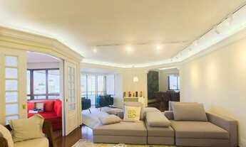 Imagem 5: Apartamento em Moema de 227m2 4 dormitórios 3 banheiros e 3 vagas de garagem