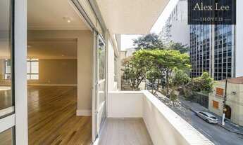 Imagem 5: Higienópolis, totalmente reformado com 3 dormitórios e 2 vagas