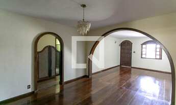 Imagem 7: Casa para Aluguel - Planalto, 5 Quartos, 250 m2