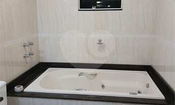 Imagem 4: Lindo Sobrado com amplo terreno