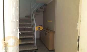 Imagem 2: Sobrado para locação com 04 dormitório e 01 vaga - Ipiranga