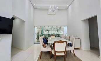 Imagem 4: Casa em Alto Padrão com 5 suítes para alugar, 720 m² por R$ 12.000/mês - Residencial Villa