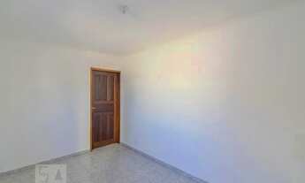 Imagem 5: Casa para Aluguel - Parque Bandeirante, 2 Quartos, 70 m2