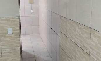 Imagem 3: Alugo casa com dois cômodos com garagem em Suzano