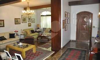 Imagem 2: Excelente sobrado em rua tranquila e arborizada