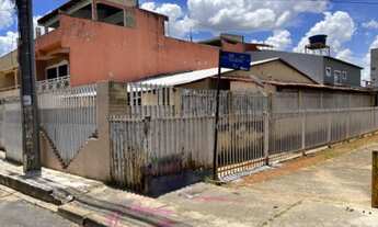 Imagem 2: Casa 3 quartos sendo 2 suítes no lote de 200 metros de esquina com frente livres