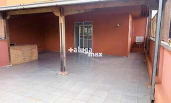 Imagem: Cobertura Linear com amplo terraço no Estoril