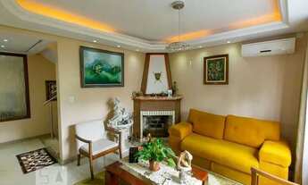 Imagem: Casa à Venda - Jardim Itu-Sabará, 4 Quartos