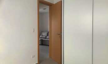 Imagem 7: Apartamento para aluguel possui 66 metros quadrados com 2 quartos em Cristo Rei - Curitiba