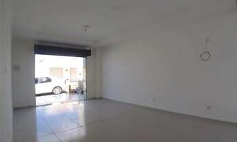 Imagem 6: Casa para Alugar com 2 Quartos e Ponto Comercial para no Pajuçara