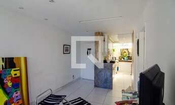 Imagem 3: Apartamento à Venda - Copacabana, 2 Quartos, 82 m2