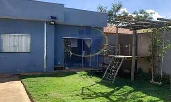 Imagem: Casa com quintal amplo - Locação