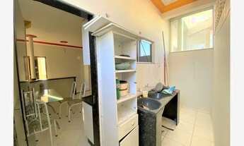 Imagem 2: Apartamento com 3 dormitórios para alugar, 80 m² por R$ 850,00/mês - Centro - Guanambi/BA