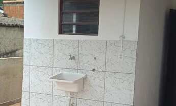 Imagem 6: Ótima casa 2 quartos com quintal e garagem na Vila Cristo