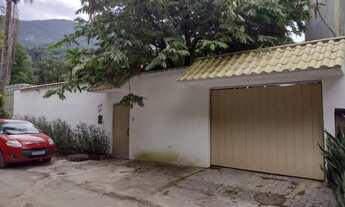 Imagem 2: Vendo Casa espaçosa- muitos armários.- casa de rua em Vargem Pequena!