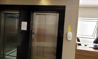 Imagem 4: AP 2 quartos, garagem livre, no Centro de Floripa