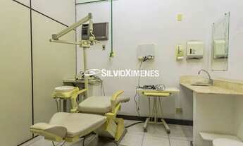 Imagem 4: Casa à venda com 471m², 4 quartos e 6 vagas