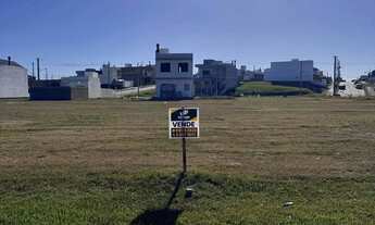 Imagem: Terreno amplo à venda no Quinta do Lago