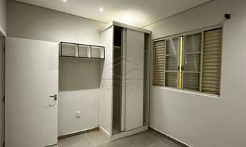 Imagem 4: LINDA CASA COM 2 DORMITÓRIOS, SALA AMPLA E GARAGEM FECHADA