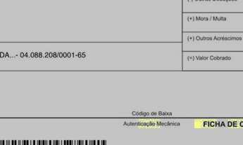 Imagem 7: Vendo com promessa de venda. Independente e encima da casa do meu filho. Com varanda