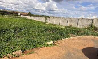 Imagem: Lote em condomínio fechado