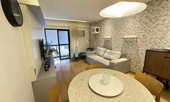 Imagem 3: Colado à Praça Afonso Pena, Varanda, Sala 2 quartos sendo 1 suíte 1 vaga de garagem, 80m²