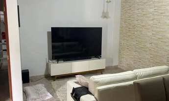 Imagem 6: Imóvel para venda possui 120 metros quadrados com 1 suite e 3 quartos