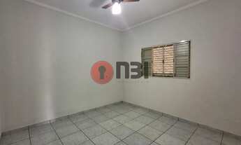 Imagem 6: Casa com piscina para locação no P.Q Res. Atlântica-sala-cozinha-3 quartos-suíte