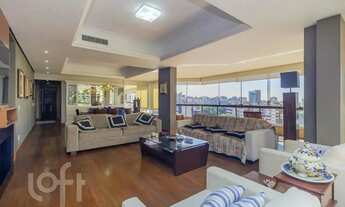 Imagem: Imóvel para venda possui 244 metros quadrados