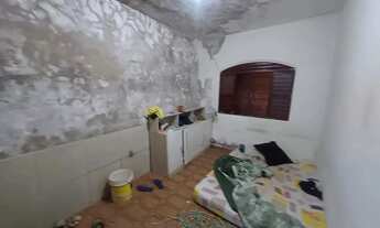 Imagem 3: Santa Maria Quadra 315, casa com 3 quartos na laje , escritura precisando de uma pintura