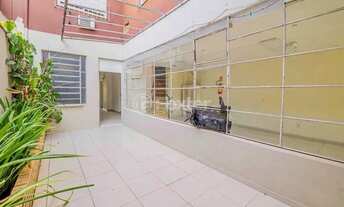 Imagem 4: Imóvel para venda tem 381 metros quadrados em Santana - Porto Alegre - RS