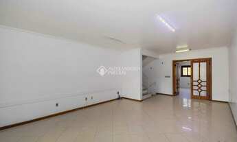 Imagem 2: ALUGA SOBRADO 4 QUARTOS, SENDO 01 SUÍTE COM CLOSET E SACADA